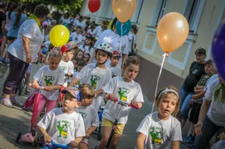 Gyermeknapi motoros felvonulás - Százszorszép Óvoda - Margaréta Óvoda