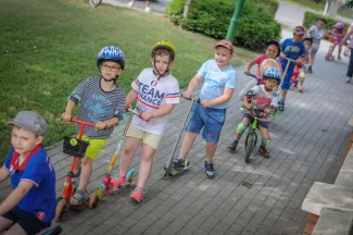 Gyermeknapi motoros felvonulás - Százszorszép Óvoda - Margaréta Óvoda