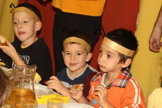 Mézes reggeli a Százszorszép és Margaréta ovisokkal